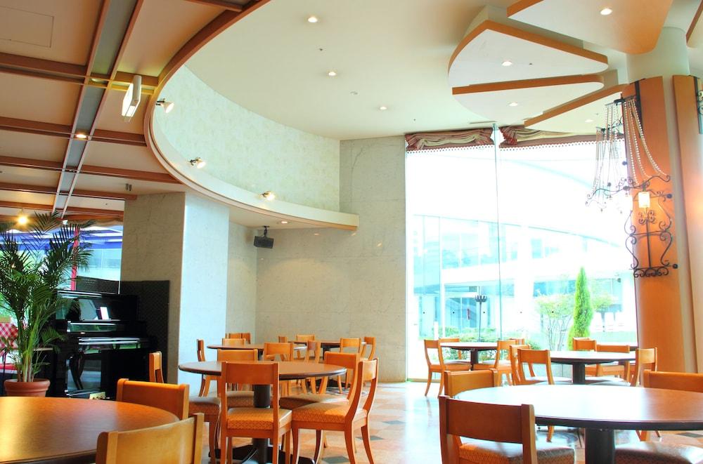 Bunka Koryu Kaikan 3* Hiroshima